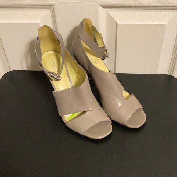 COACH Manhattan Slate Heels 👠 - Picture 1 of 5